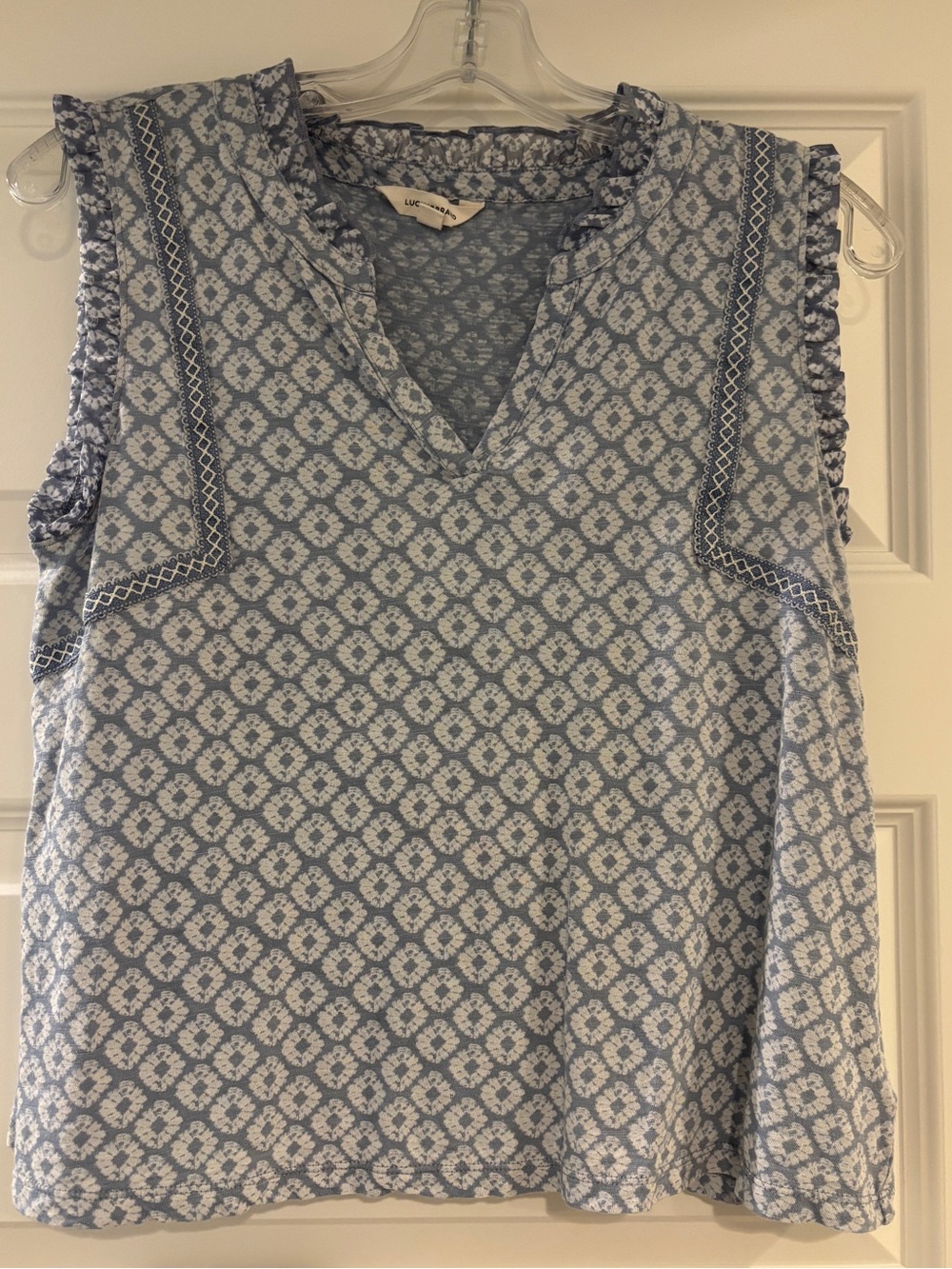 Lucky Brand Blue Patterned Sleeveless V-Neck Top